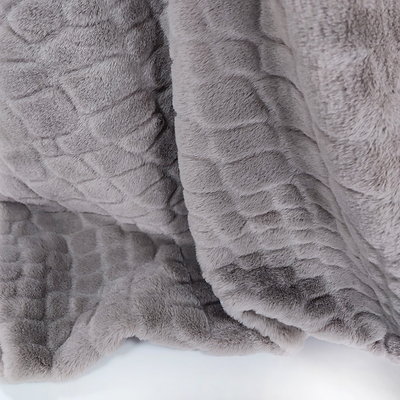 100% Polyester Faux Fur Fabric Fleece 340 Gsm In Plain Color Sheared Rabbit