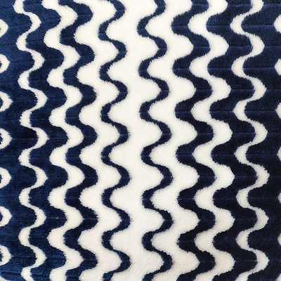 Cationic Jacquard Flannel Fleece Fabric 260gsm For Warm Blanket Home Textile Garment